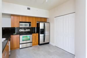 250 NE 3rd Ave, Delray Beach, FL 33444, Sold 08/26/21