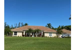 5571 Lago Del Sol Dr, Lake Worth, FL 33449, Sold 08/18/21