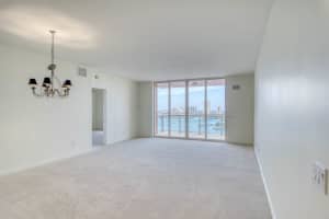2650 Lake Shore Dr, Riviera Beach, FL 33404, Sold 12/23/21