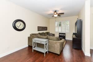 384 River Bluff Ln, Royal Palm Beach, FL 33411, Sold 08/18/21