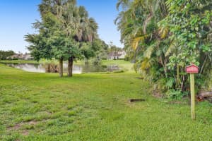 9948 Cross Pine Ct, Lake Worth, FL 33467, Sold 08/27/21