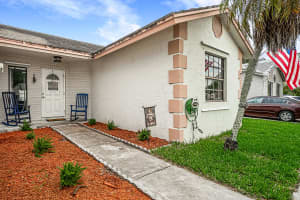 6029 Strawberry Lakes Cir, Lake Worth, FL 33463, Sold 08/07/21