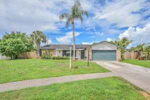 5479 Sandhurst Cir S, Lake Worth, FL 33463, Sold 10/01/21