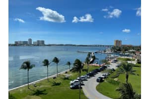301 Lake Shore Dr, Lake Park, FL 33403, Sold 09/30/21