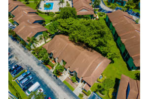 5597 Courtyard Dr, Margate, FL 33063, Sold 08/17/21