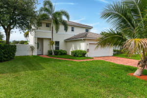 6414 Suntree Ct, Greenacres, FL 33413, Sold 08/24/21
