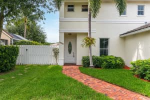 6414 Suntree Ct, Greenacres, FL 33413, Sold 08/24/21