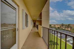 7420 S Ocean Dr, Jensen Beach, FL 34957, Sold 08/10/21