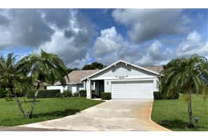 5215 Feather Creek Dr, Fort Pierce, FL 34951, Sold 08/27/21