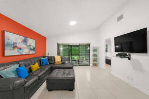 4149 Palm Forest Dr S, Delray Beach, FL 33445, Sold 08/10/21