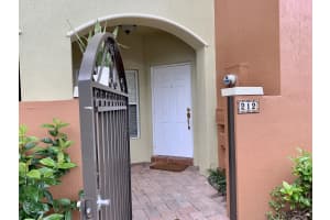 212 Lake Monterey Cir, Boynton Beach, FL 33426, Sold 09/13/21