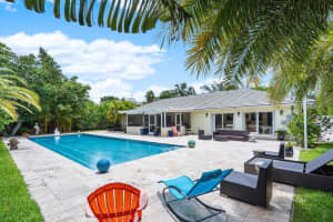 409 SE Atlantic Dr, Lantana, FL 33462, Sold 11/09/21