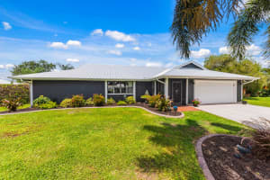 684 SW Woodside Dr, Palm City, FL 34990, Sold 08/30/21