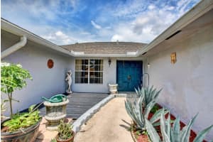 1375 Sailboat Cir, Wellington, FL 33414, Sold 08/20/21