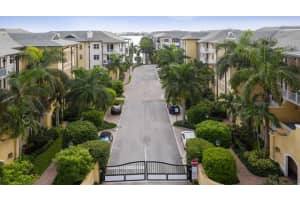 3960 N Flagler Dr, West Palm Beach, FL 33407, Sold 08/13/21