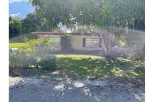 2004 N 46th St, Fort Pierce, FL 34947, Sold 07/26/21