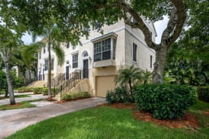 1630 42nd Square, Vero Beach, FL 32960, Sold 10/08/21