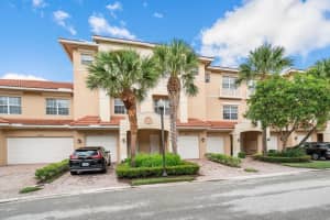 5023 Vine Cliff Way W, Palm Beach Gardens, FL 33418, Sold 09/13/21