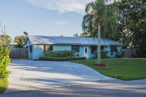 6432 SE Clairmont Pl, Hobe Sound, FL 33455, Sold 10/27/21