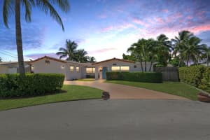 350 SW 14th Pl, Boca Raton, FL 33432, Sold 12/02/21