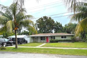 5099 SW 6th Ct, Plantation, FL 33317, Sold 08/12/21
