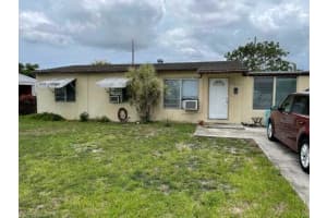 2132 Wellington Rd, West Palm Beach, FL 33409, Sold 08/23/21