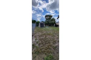 2132 Wellington Rd, West Palm Beach, FL 33409, Sold 08/23/21