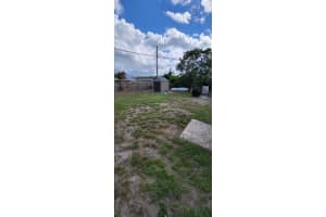 2132 Wellington Rd, West Palm Beach, FL 33409, Sold 08/23/21