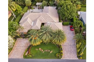 4442 Pine Tree Dr, Boynton Beach, FL 33436, Sold 11/12/21