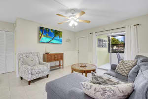 6328 Chasewood Dr, Jupiter, FL 33458, Sold 08/04/21