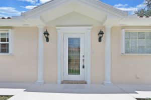 8603 SE Retreat Dr, Hobe Sound, FL 33455, Sold 08/31/21