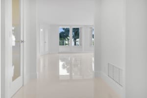 500 S Ocean Blvd, Boca Raton, FL 33432, Sold 10/04/21