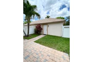 8021 Murano Cir, Palm Beach Gardens, FL 33418, Sold 07/30/21