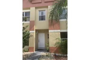 5210 NW 190th St, Miami Gardens, FL 33055, Sold 08/31/21