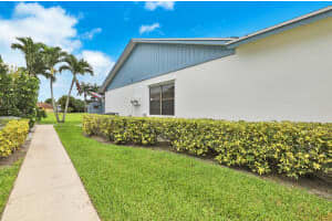 1202 Timberlane Cir, Greenacres, FL 33463, Sold 08/06/21