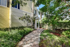 637 NW 38th Cir, Boca Raton, FL 33431, Sold 08/20/21