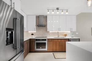 236 SE 5th Ave, Delray Beach, FL 33484, Sold 01/26/22