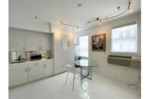 235 Sunrise Ave, Palm Beach, FL 33480, Sold 08/05/21