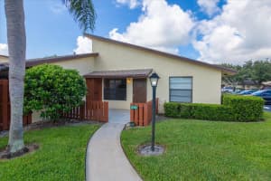 8040 SE Villa Cir, Hobe Sound, FL 33455, Sold 09/23/21