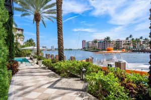 205 SE Spanish Trail, Boca Raton, FL 33432, Sold 12/30/21