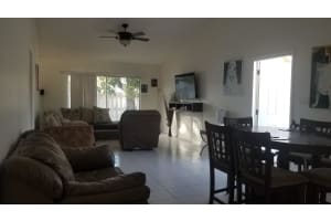 1437 Royal Forest Ct, West Palm Beach, FL 33406, Sold 08/20/21