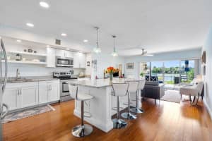 392 Golfview Rd, North Palm Beach, FL 33408, Sold 08/19/21