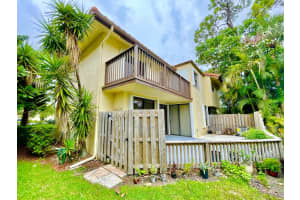 5748 Fox Hollow Dr, Boca Raton, FL 33486, Sold 09/23/21