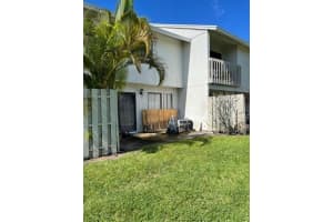 3402 Poolside Dr, Greenacres, FL 33463, Sold 08/17/21