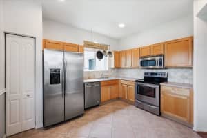 122 Seminole Lakes Dr, Royal Palm Beach, FL 33411, Sold 08/31/21