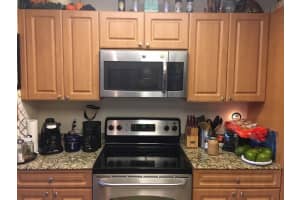 6613 Old Farm Trail, Boynton Beach, FL 33437, Sold 11/04/21