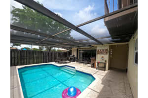 4267 Landar Dr, Lake Worth, FL 33463, Sold 08/06/21