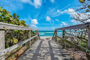 630 Ocean Dr, Juno Beach, FL 33408, Sold 07/07/21