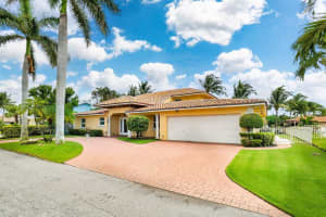 165 Lucina Dr, Hypoluxo, FL 33462, Sold 09/21/21