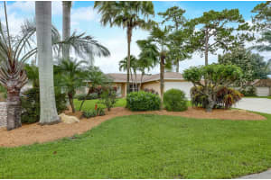 4815 Dolphin Dr, Lake Worth, FL 33463, Sold 08/19/21